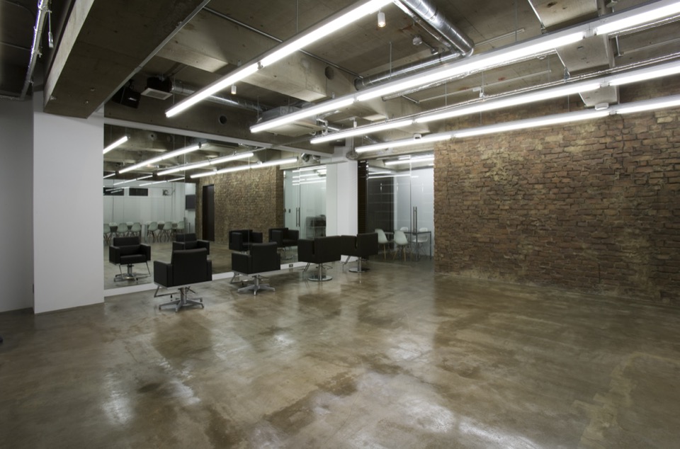 CPO設計　ショールーム施工事例「株式会きくや美粧堂 青山スタジオ」