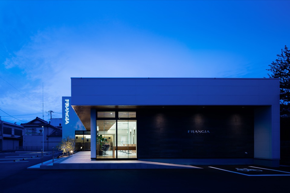 CPO設計　美容院・美容室・ヘアサロン施工事例「FRANGIA」