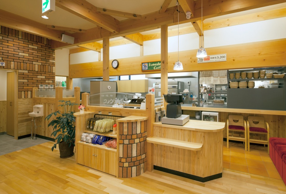 CPO設計　飲食店・カフェ施工事例「コメダ珈琲 北九州桃園公園店」