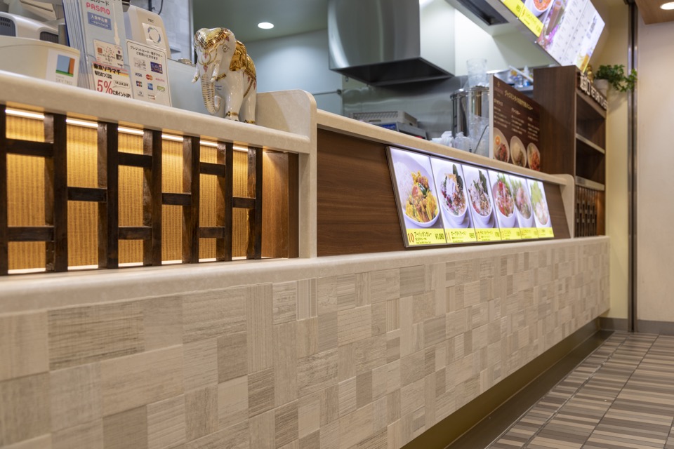 CPO設計　飲食店施工事例「JASMINE THAI Express 東京ソラマチ店」