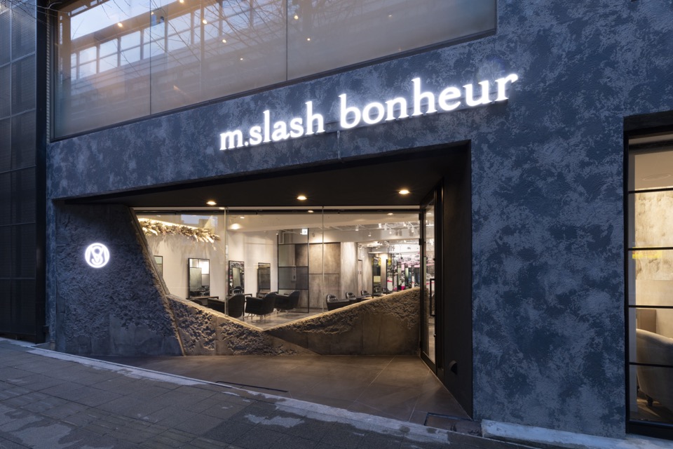 CPO設計　美容院・美容室・ヘアサロン施工事例「M.SLASH  bonheur」