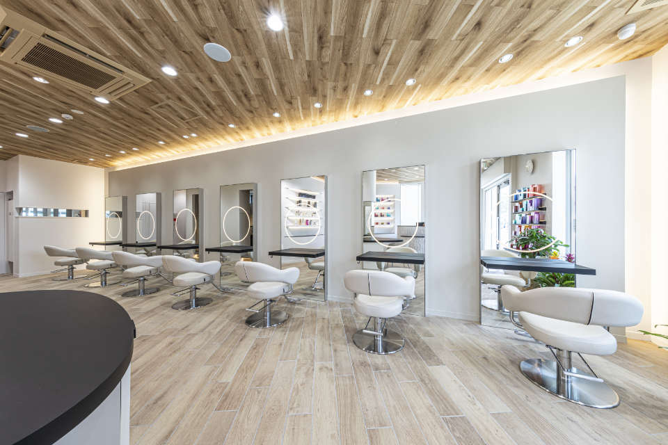 CPO設計　美容クリニック施工事例「arch by kenje 平塚」