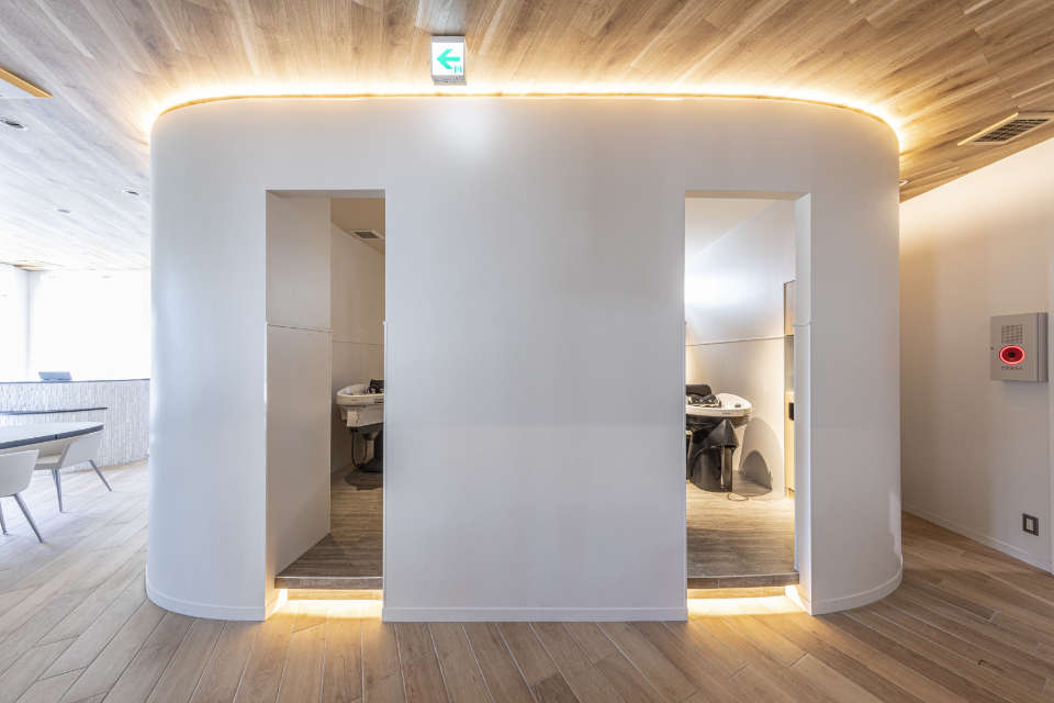 CPO設計　美容クリニック施工事例「arch by kenje 平塚」