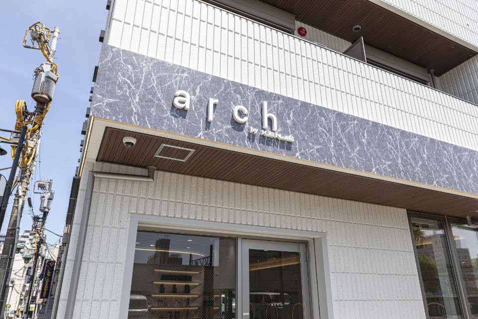 CPO設計　美容クリニック施工事例「arch by kenje 平塚」