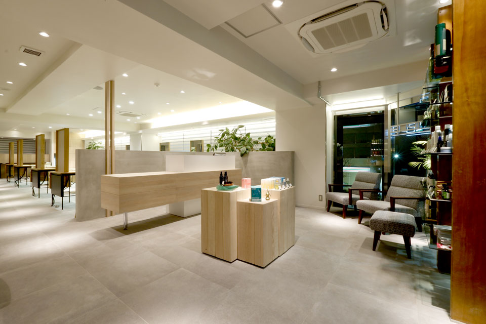 CPO設計　美容院・美容室・ヘアサロン施工事例「FLIP B AVEDA」