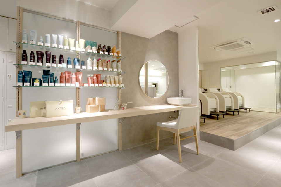 CPO設計　美容院・美容室・ヘアサロン施工事例「FLIP B AVEDA」