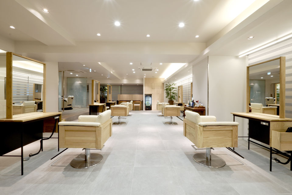 CPO設計　美容院・美容室・ヘアサロン施工事例「FLIP B AVEDA」