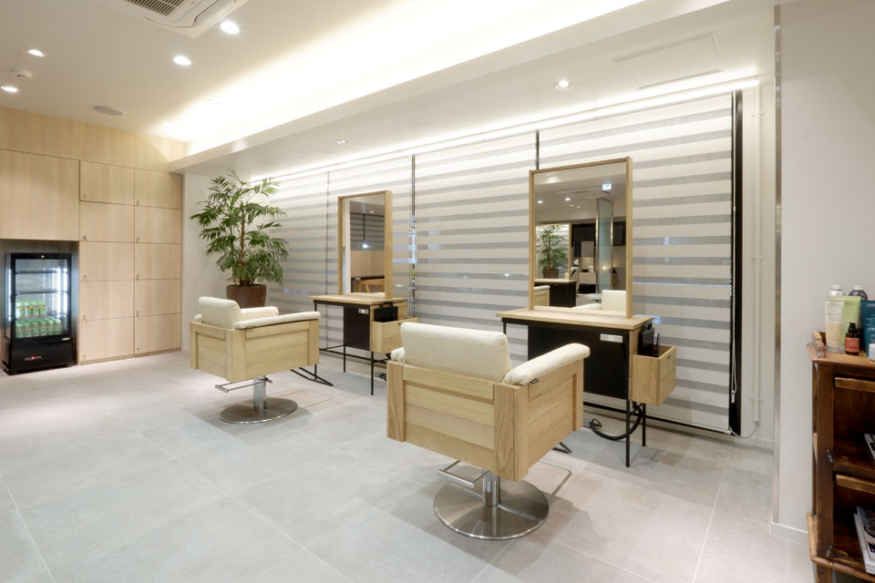 CPO設計　美容院・美容室・ヘアサロン施工事例「FLIP B AVEDA」