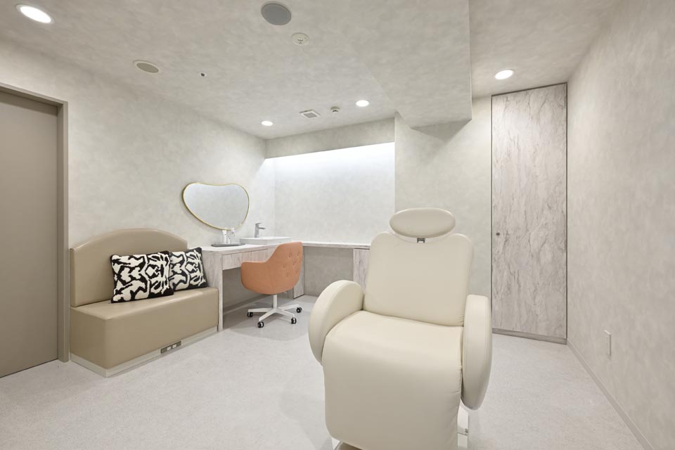 CPO設計　美容クリニック施工事例「Fusion Clinic 青山」