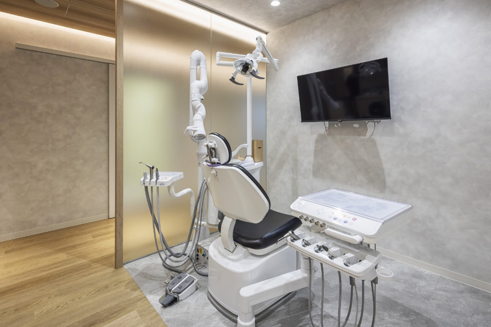 CPO設計　歯科・デンタルクリニック施工事例「熊谷おとなこども歯科・矯正歯科 アズイースト院」