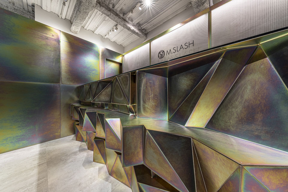 CPO設計　美容院・美容室・ヘアサロン施工事例「M.SLASH表参道」