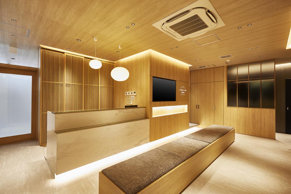 CPO設計　歯科・デンタルクリニック施工事例「人形町駅前クロス歯科・矯正歯科」