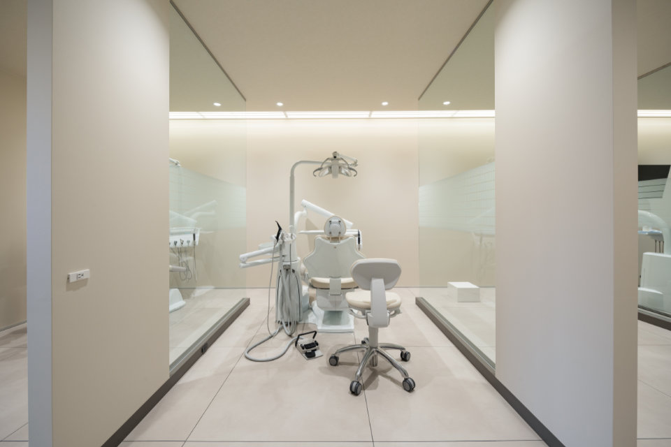 CPO設計　歯科・デンタルクリニック施工事例「佐賀中央歯科・口腔外科」