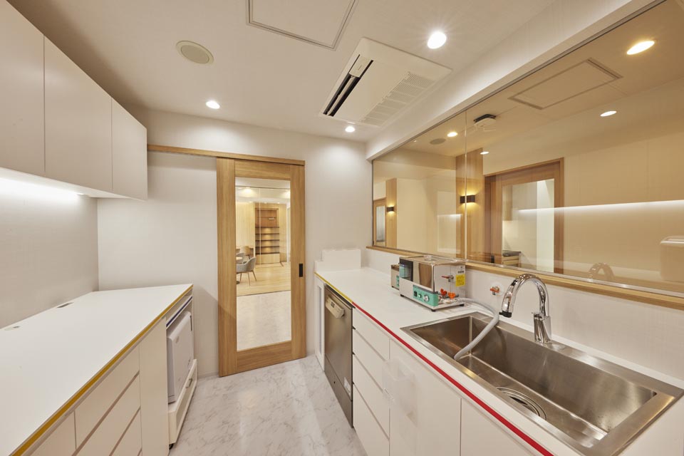 CPO設計　歯科・デンタルクリニック施工事例「茅場町すこやか歯科」